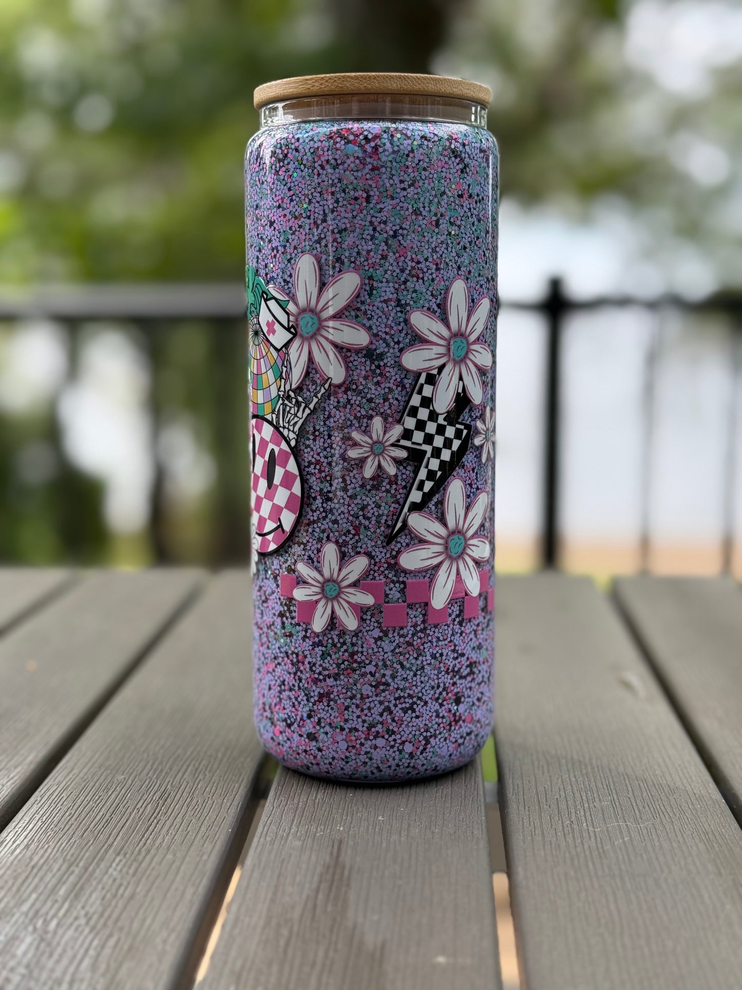 Glitter - Suspended Flow